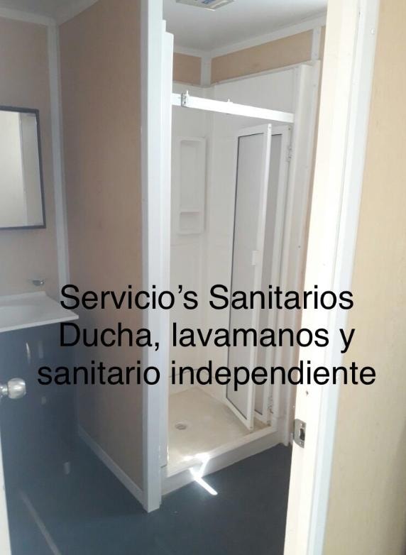 Servicios Sanitarios: ducha, lavamanos y sanitario independiente